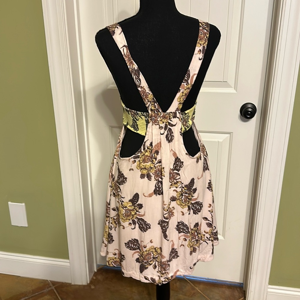 Airy and flowy Free People Dress - Picture 3 of 4